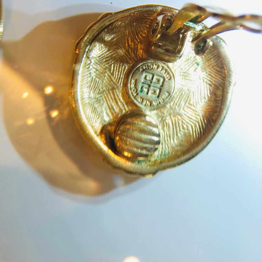 Givenchy VTG Iconic 80’s Coin Earrings - Picture 3 of 8